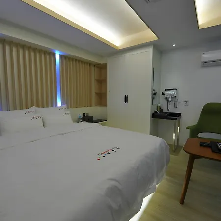 Ytt Hotel Nampo Busan Extérieur photo